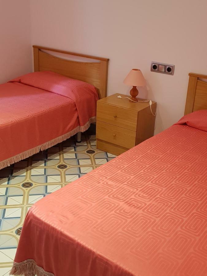 Apartamentos Nouvilas Portbou Zewnętrze zdjęcie