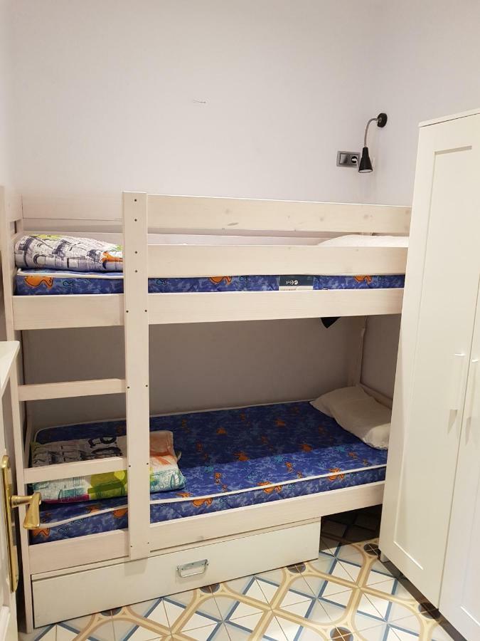 Apartamentos Nouvilas Portbou Zewnętrze zdjęcie