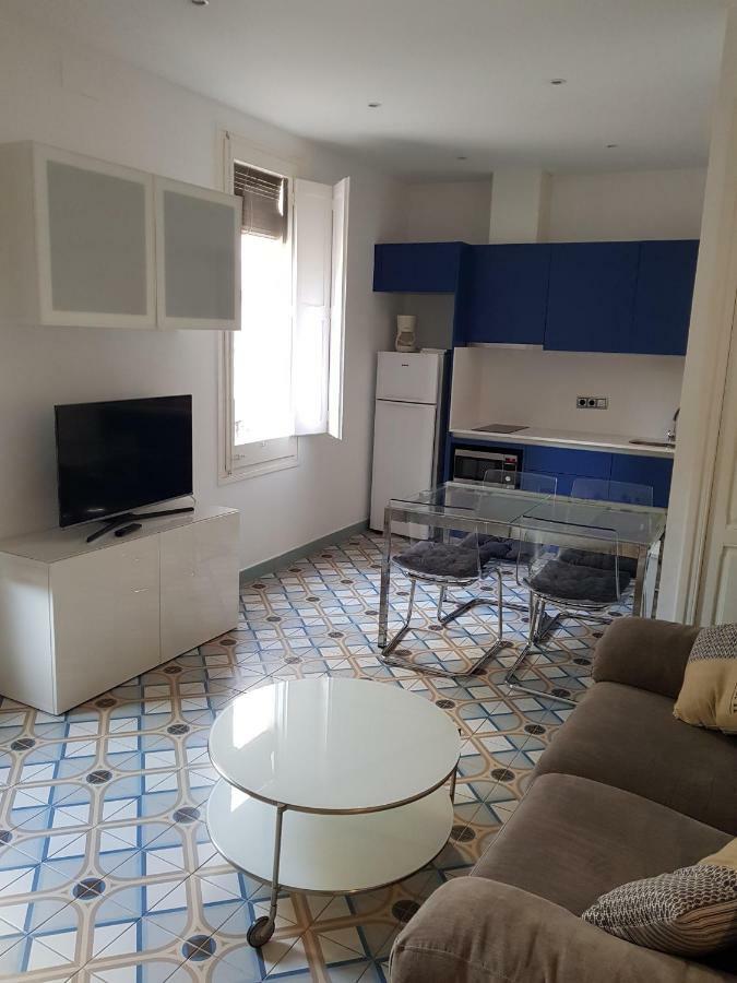 Apartamentos Nouvilas Portbou Zewnętrze zdjęcie